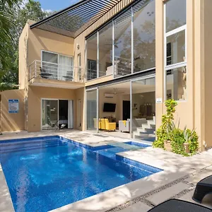Private Modern Villa-pool Beds-ac-internet-parking-grill , Tulum Mexico